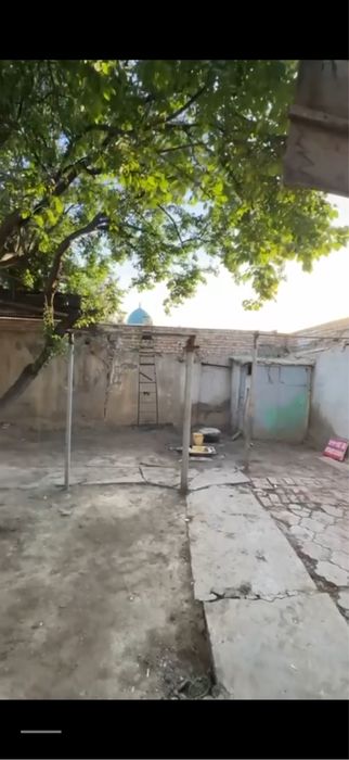 Uy sotiladi kokaldash madrasa tepasida