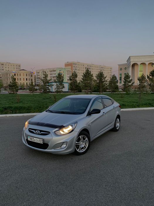 Hyundai Accent  2014