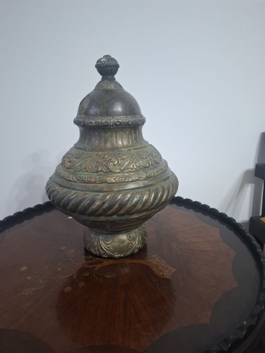 Vas vechi China sec 18