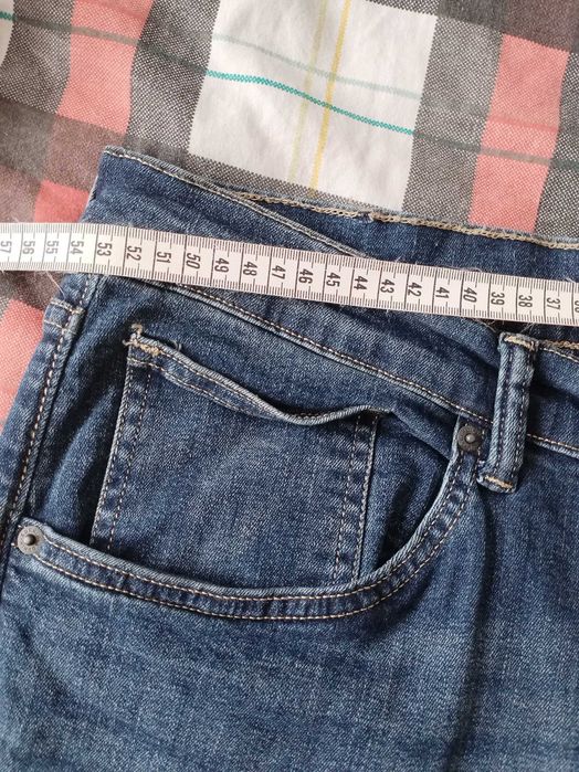 Pantaloni  bărbați H&M