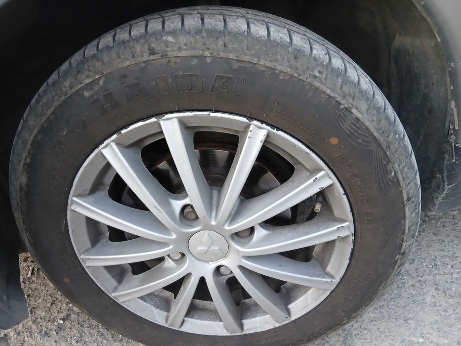 Диски с резиной мицубиси галант 15 размер с новой летней резиной