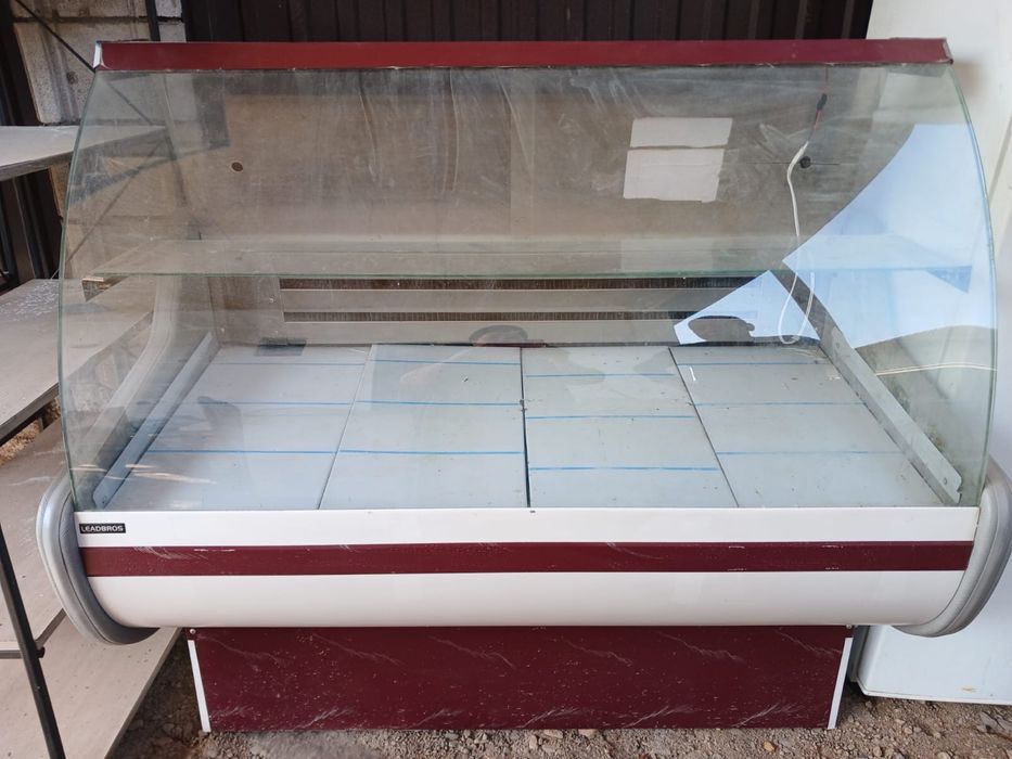 холодильник продаеться