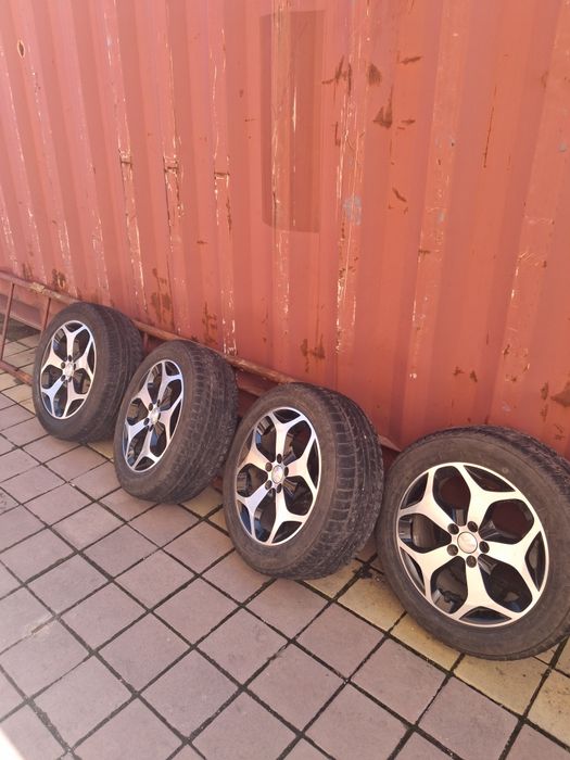 Продаю диски с летней резиной!