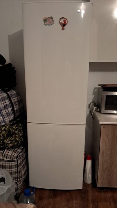 Холодильник морозильник  LG