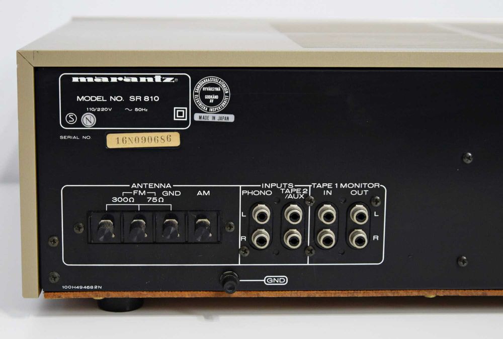 Amplituner Marantz SR-810, amplificator