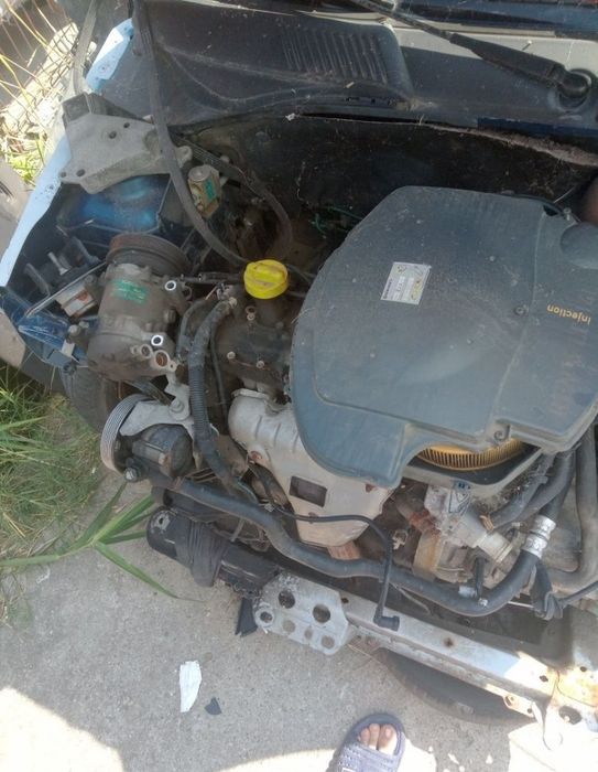 Vand Clio 2 , preturi bune