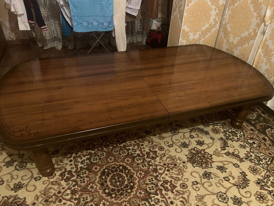 Детский кроват,стол,гитара