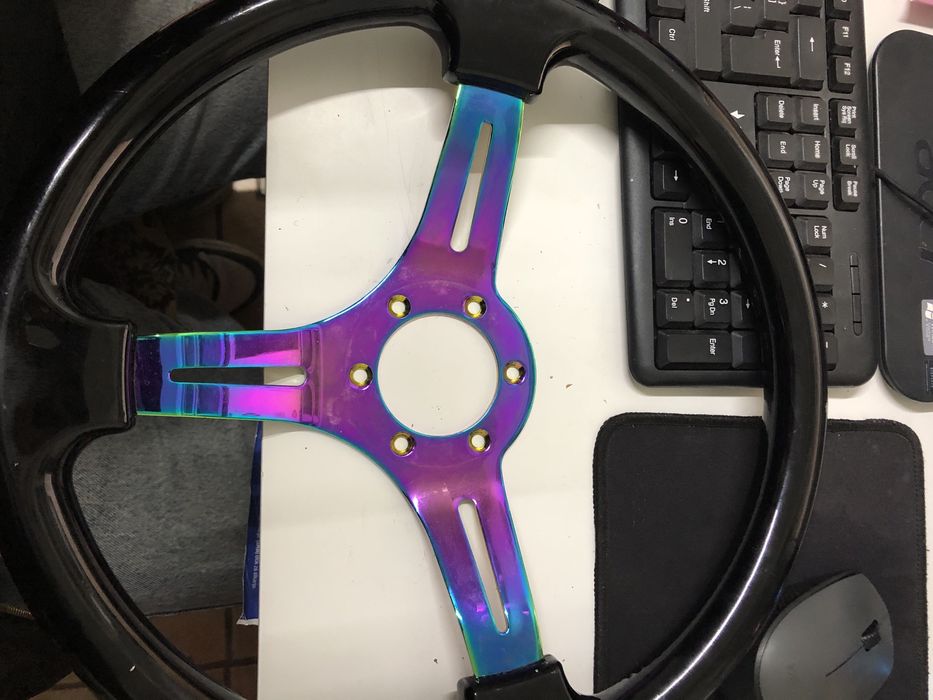 Volan sport RS cu claxon funcțional