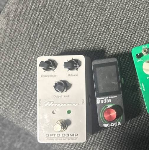 Ampeg opto comp, Mooer radar