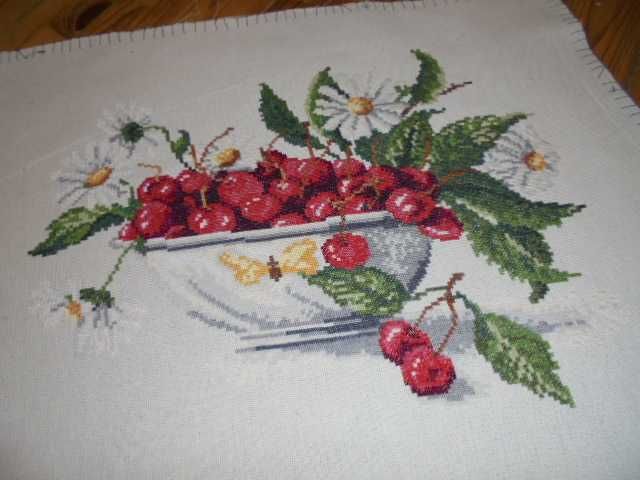 Гоблен ''Натюрморт с череши''