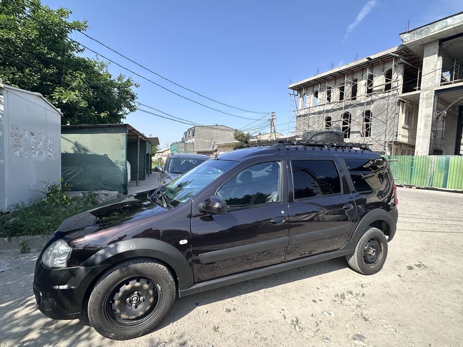 Lada Largus 2017 — 2