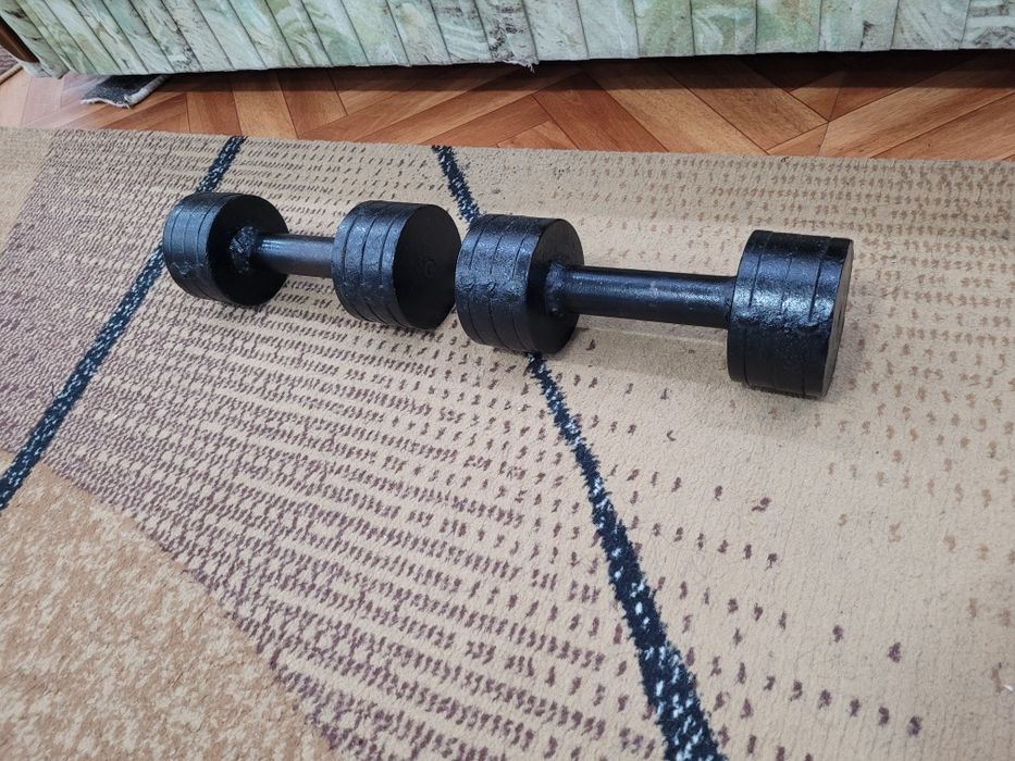 Продам гантели советские 10 кг