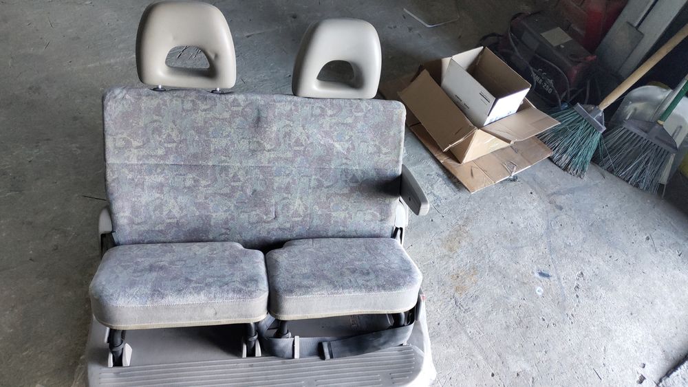 Продам сиденья оттоиоты