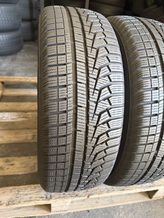 2 anvelope iarna 205/60/16 Hankook 7 mm!