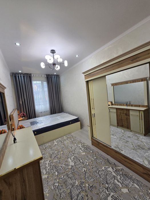 Срочно продаётся квартира Чидонзор район 12- квартил