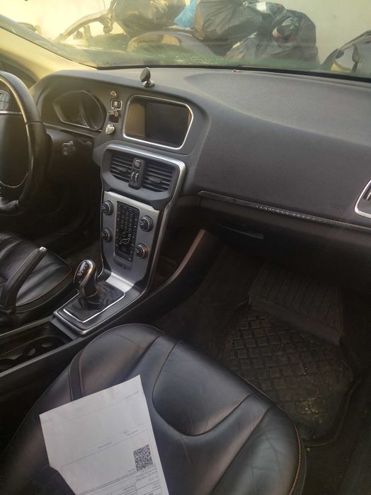 Volvo v40 vânzare