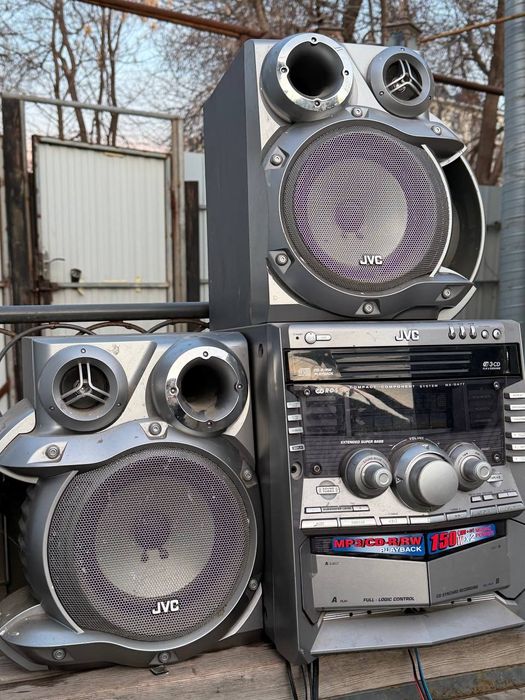 музыкальная система от JVC