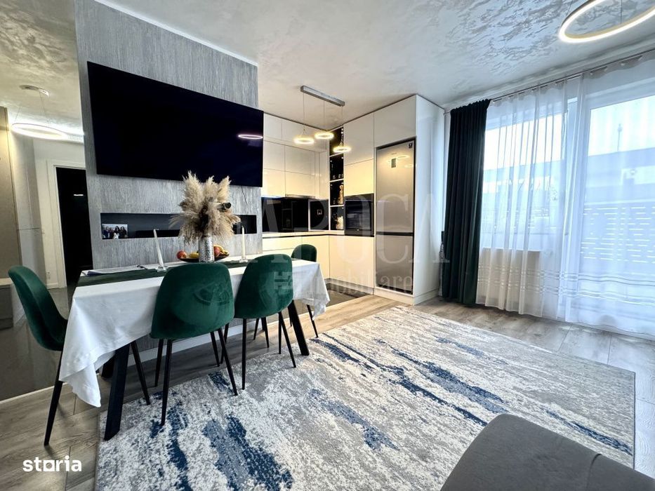 Apartament 3 camere de vanzare in Floresti