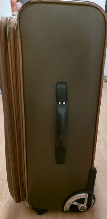 Чемодан 60×40×24