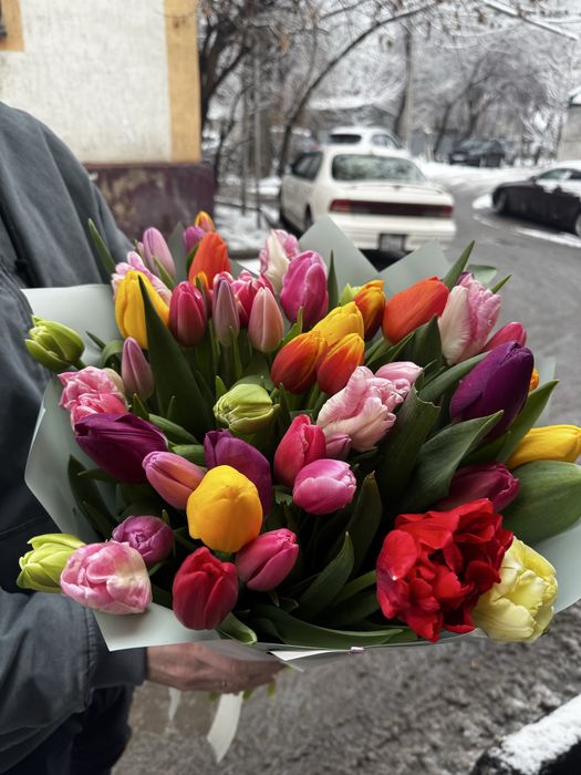 Тюльпаны. Корпоративные букеты. Цветы оптом