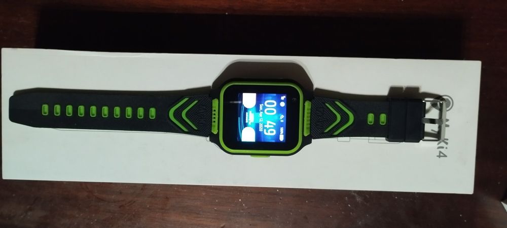 Смарт часовник .Нов не употребяван .