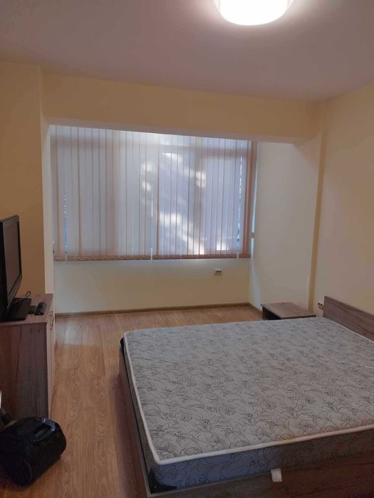 Дава се под наем Двустаен апартамент в Стара Загора, Център - 60 кв.м за 306 € - Снимка #5