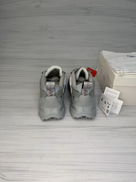 Off White Odsy