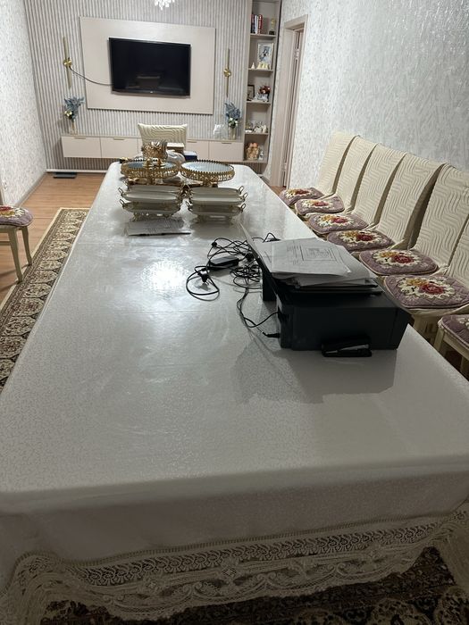 Стол 350х110 белый усточивый