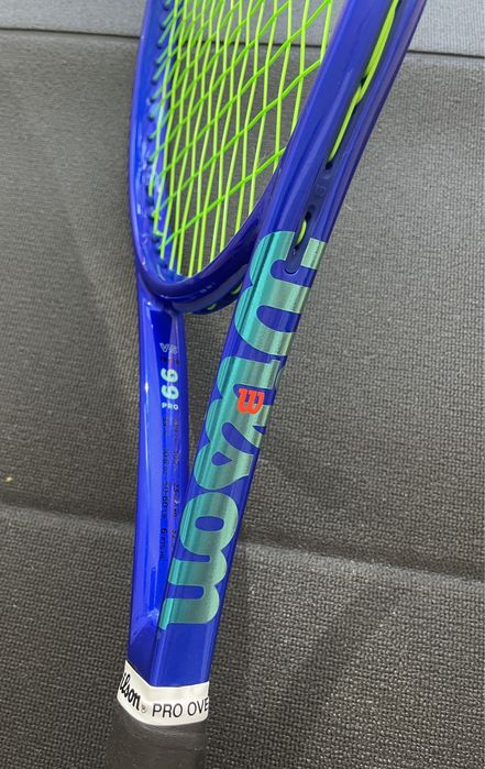 Wilson Ultra Pro 99/ 305gr/ maner/grip 3