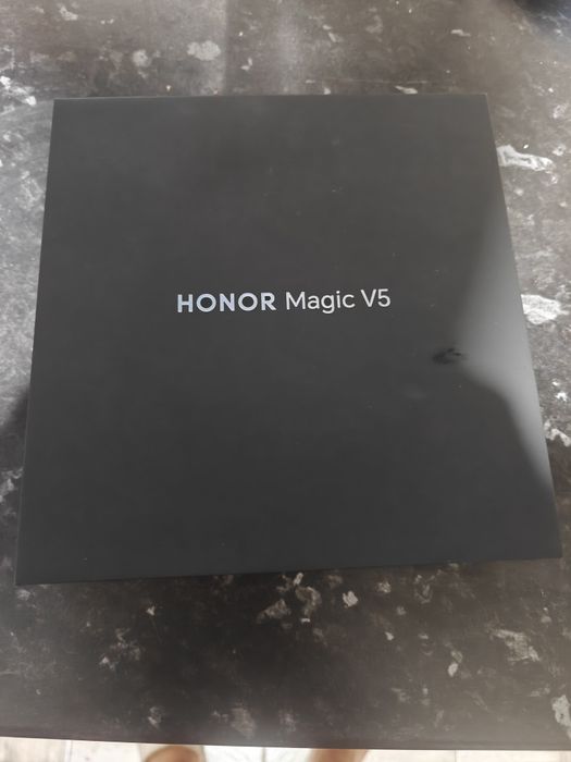 Honor magic V5 garanție 20 lunii