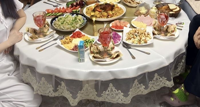 Стол круглый аренда