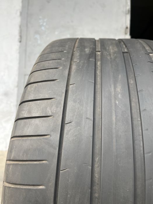 2 бр. летни гуми 275/35/20 Pirelli RSC DOT 3221 3,5 mm