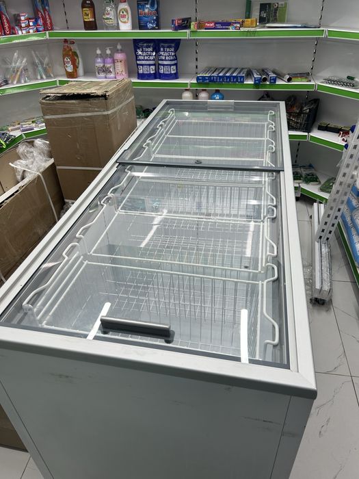 морозильник витринный