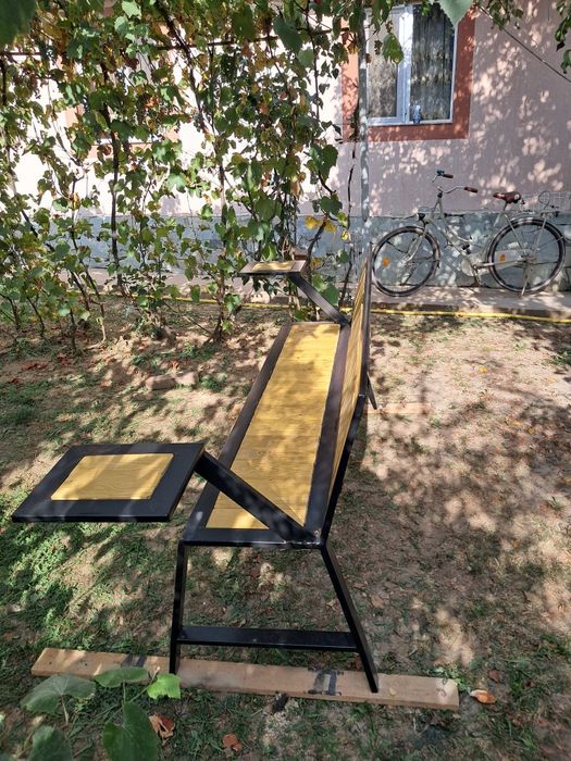 Băncuță de gradină