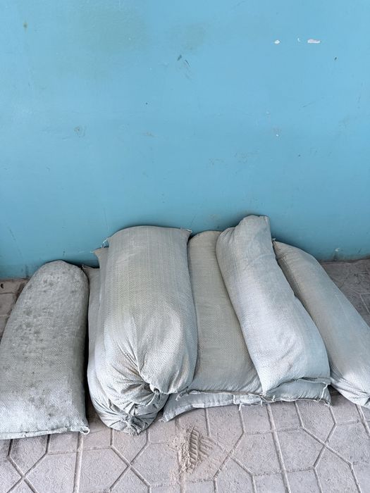 Цемент пен топырақ сатылады