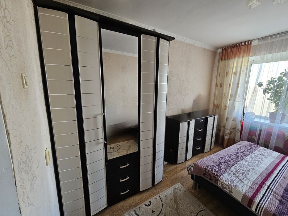 Спальный гарнитур