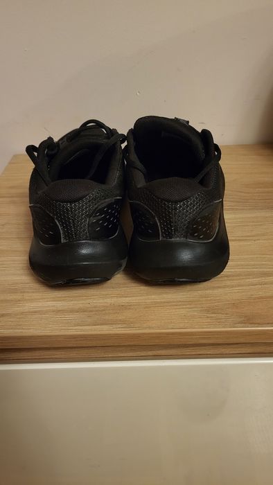 Under Armour 38н-25см Адидас 42н и  36н -22см