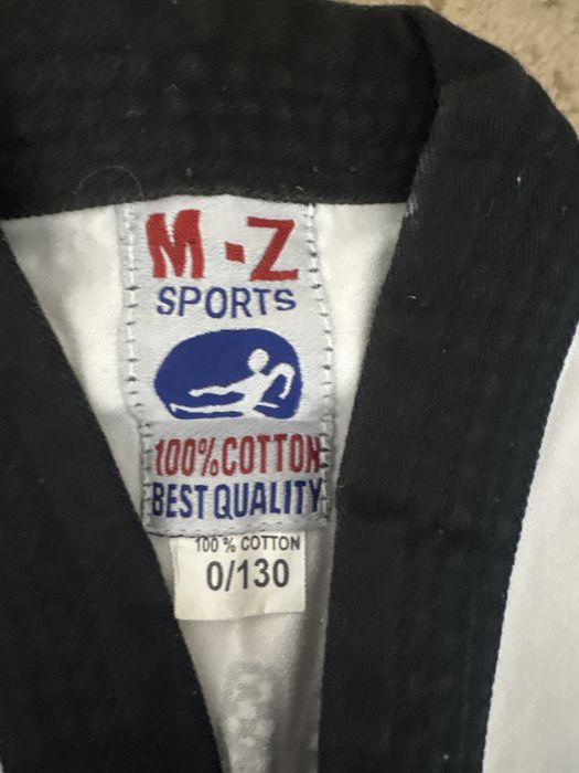 Продам 5-6 кимоно