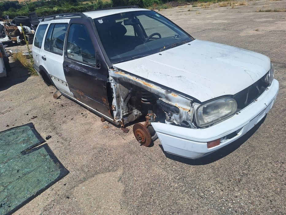 Volkswagen Golf 3 Комби На Части 1997 Година  1,9 TDI 90 к.с Голф 3 ка