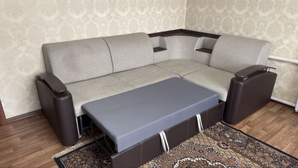 Продам угловой диван