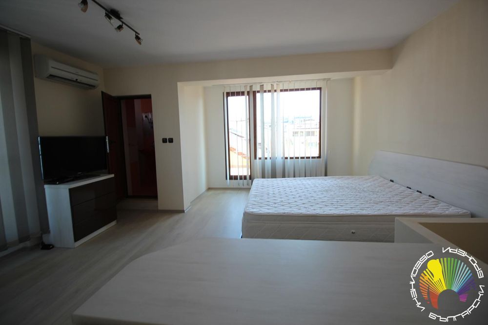 Продава се Двустаен апартамент в Бургас, Братя Миладинови - 90 кв.м за 1689 €/кв.м - Снимка #7