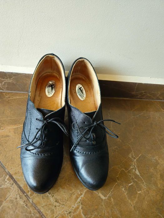 Обувки с ток 36 номер, естествена кожа