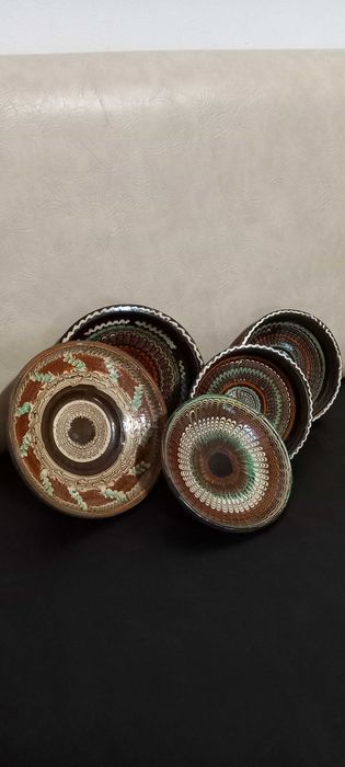 Farfurii decorative vechi, Horezu