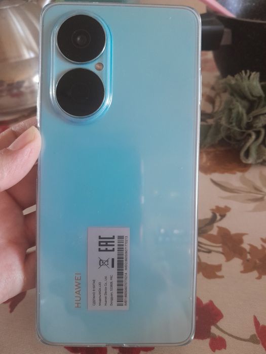Продам Huawei nova Y73