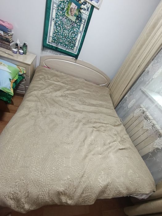 Кровать двуспальная