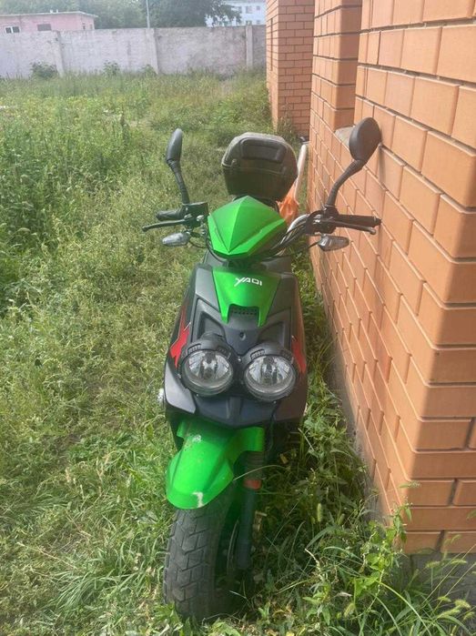 Продам Скутер 150 Кубов 4 ТАКТ