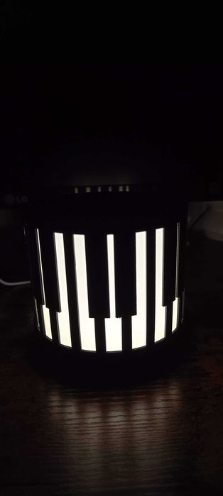 Lampă de veghe - pian