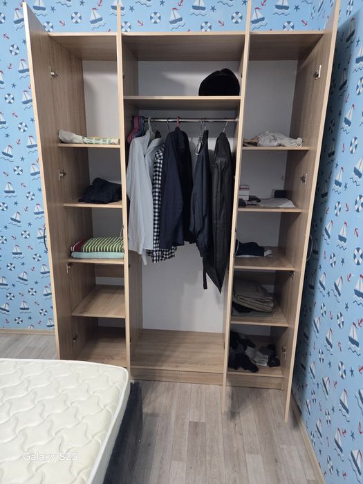 Шкаф 4-х дверный