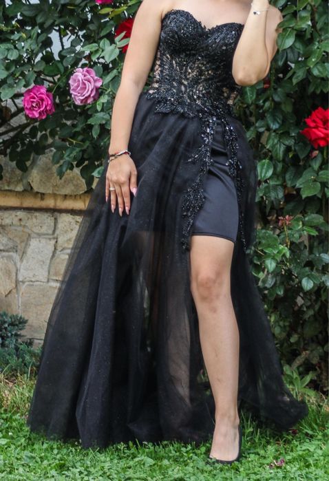 Продавам бална рокля