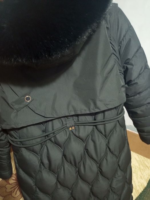 Продам куртку теплая женская